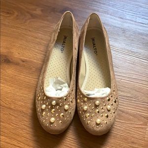 Beige Studded ballerina flats